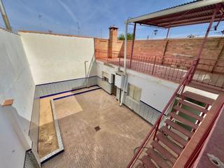 Casa a Valdepeñas. Espectacular casa en venta en la zona virgen de la cabeza