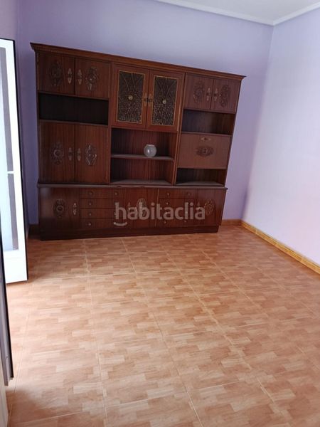 Foto 05a706a0-ffd8-4baf-9380-826e997309cd. Casa amb aparcament a Valdepeñas