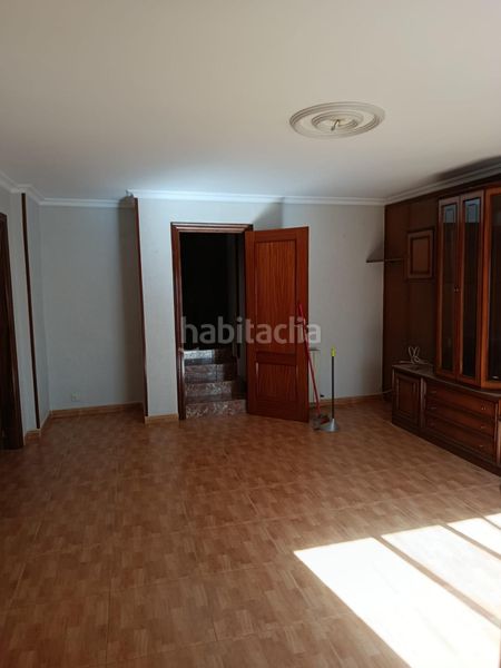Foto 1370d96d-4f8a-46f6-a0ae-66d8ca7185d3. Casa amb aparcament a Valdepeñas