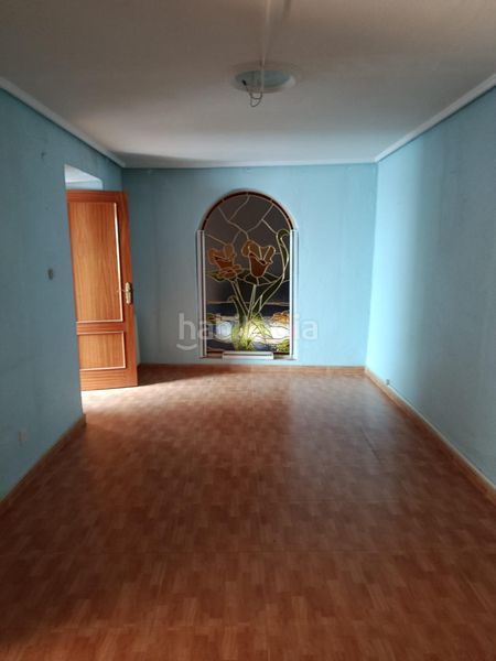 Foto 78d1030e-3266-44ed-9bfe-fb32663813ca. Casa amb aparcament a Valdepeñas