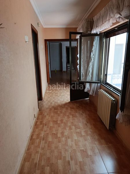 Foto a68d4481-7dc6-4770-bf93-784e43756f3c. Casa amb aparcament a Valdepeñas