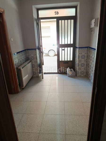Foto c2e93342-1acb-4e94-abe1-238a6d855334. Casa amb aparcament a Valdepeñas