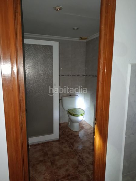 Foto d8795ba2-51ad-4197-8909-ca285e1602e8. Casa amb aparcament a Valdepeñas