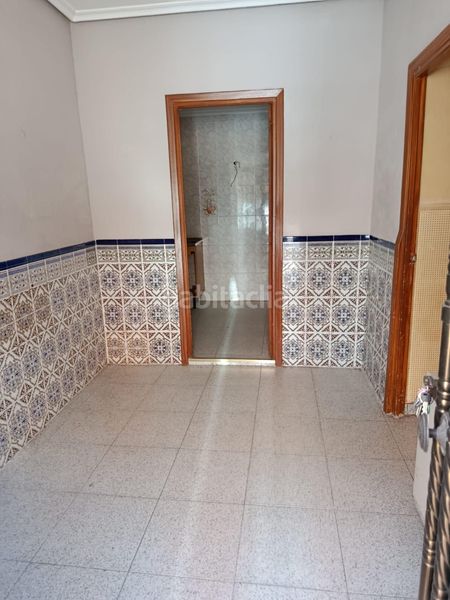 Foto fcb3d32d-d6f2-4046-99d3-86862789b665. Casa amb aparcament a Valdepeñas