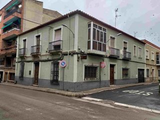 Haus en Union 23. Se vende casa para reformar en el centro