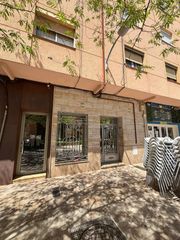 Etagenwohnung en Valdepe�as. Luminoso piso con terraza y estancias amplias