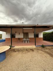 Maison à Valdepeñas. La casa de campo de tus sueños confort y naturaleza a un paso de