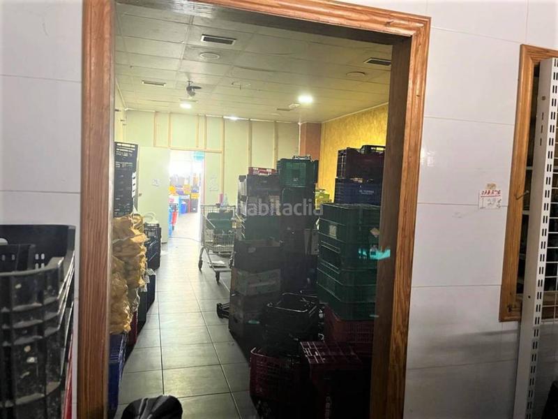 Foto edce50d1-bce5-4a18-bcd0-2e5ce344a1a2. Locale commerciale in Zona Avenida al Vedat Torrent