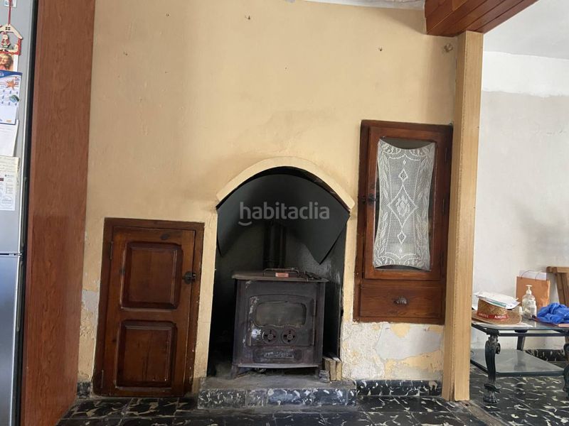 Foto f6d2daf8-eb5f-45ce-9cec-554a2538cc87. Masia a Monserrat