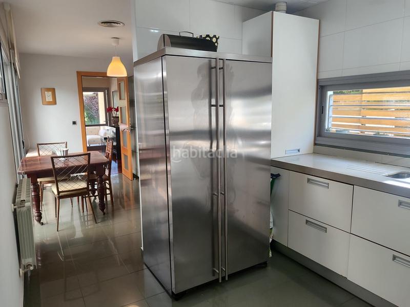 Foto f204acbd-0941-4df7-81f0-c2a9a7fc899c. Casa bifamiliare con riscaldamento parcheggio in Oromana Alcalá de Guadaira