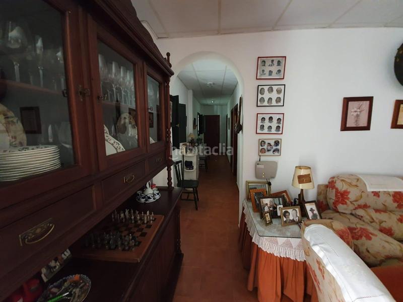 Foto 0b3fb8b5-7bd0-4cf5-9574-2c84dd94f607. Chalet avec chauffage parking piscine dans Centro Utrera