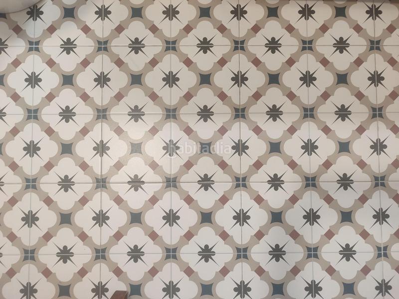 Foto 110e8eb5-40aa-4aaf-b559-d99fe2d16a1e. Duplex dans Feria Sevilla