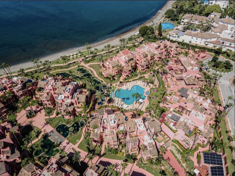 Foto 37fe290b-197f-4c78-9aab-48094a63a38d. Ground floor with parking pool in Villacana - Costalita - Saladillo Estepona