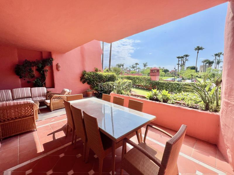 Foto 4d12eedd-f3ae-4bdc-963e-d16b24270fa0. Ground floor with parking pool in Villacana - Costalita - Saladillo Estepona