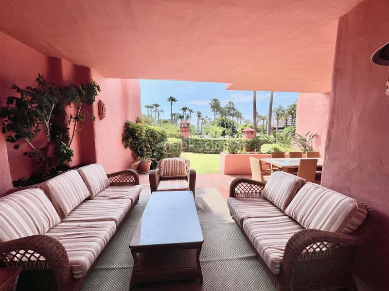 Foto f263c578-48e2-4b8b-a63e-49e6b526ffda. Ground floor with parking pool in Villacana - Costalita - Saladillo Estepona