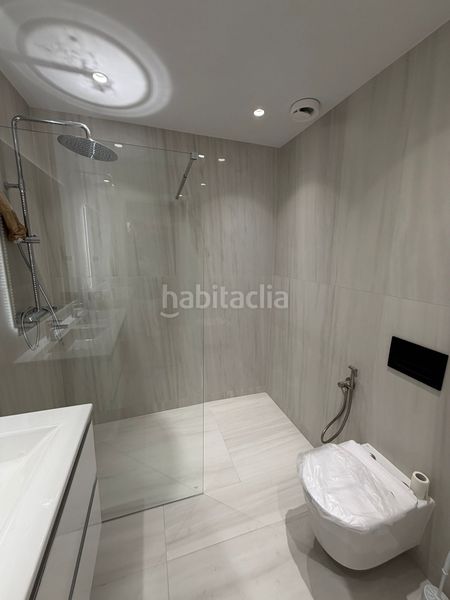 Foto a05b9e9f-ece3-4c14-81ea-c88c6882ba5d. Apartament amb aparcament piscina a Nueva Atalaya Estepona
