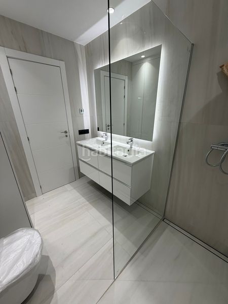 Foto a749901e-1768-4704-977b-a8b8537061a0. Apartament amb aparcament piscina a Nueva Atalaya Estepona