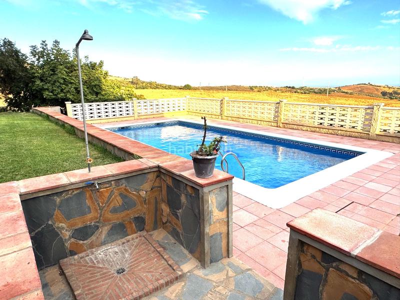Foto 2f8c21b9-f2ce-4e7a-a081-abe3846534e3. Affitto casa con parcheggio piscina in Casares golf - Casares del sol Casares