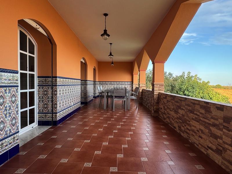 Foto 9d1836fb-4a54-46bf-ac9d-0ceba6111c7b. Lloguer casa amb aparcament piscina a Casares golf - Casares del sol Casares