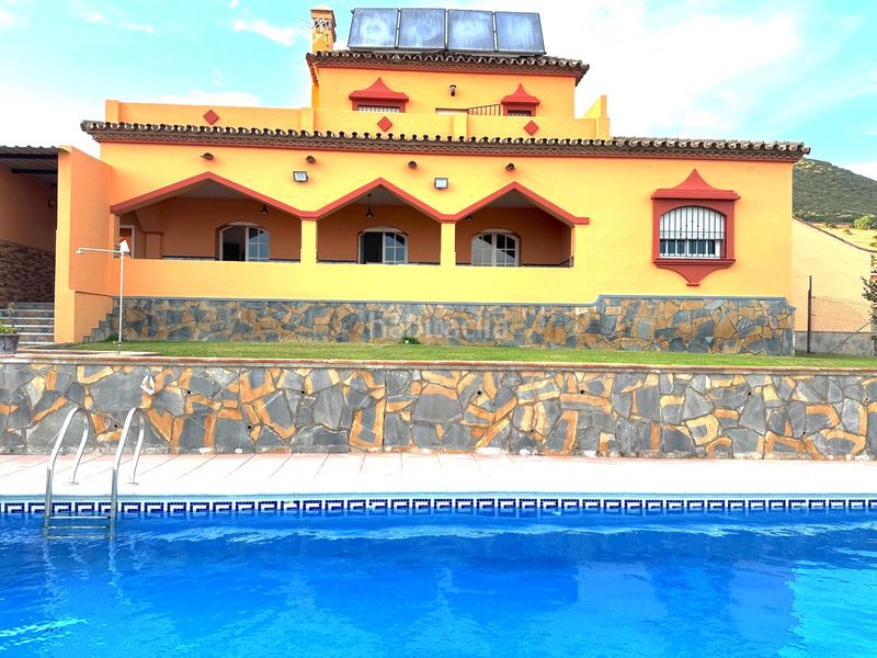 Foto 98db130a-89f2-43e9-90d0-788fce07f84f. Rent house with parking pool in Casares golf - Casares del sol Casares
