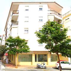 Apartament a Zona Calvario. Amplio y luminoso piso de 3 dormitorios en el corazón del centro