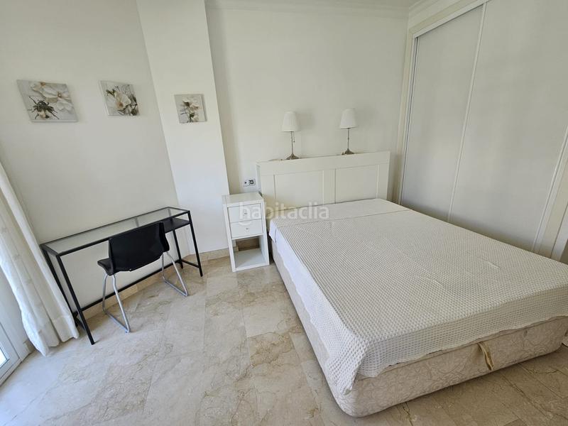 Foto ab25a56a-6af6-4b15-9ce7-a959c92e0ae6. Appartement mit parking pool in Bel - Air Estepona