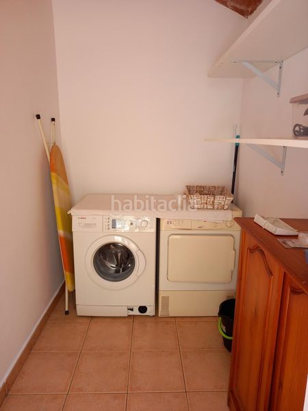 Foto a3fd543f-f7a1-4ade-9e5a-dd87f961f7bd. Casa adosada  a tan solo 50 metros de la playa en Estepona