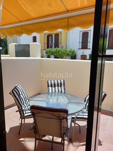 Foto ff59c517-a435-4773-af80-d7f5a0af0020. Casa adosada  a tan solo 50 metros de la playa en Estepona