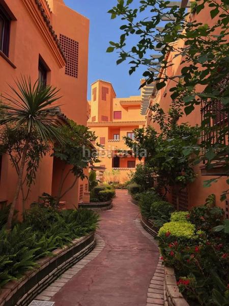 Foto f40c98f8-5b5e-4343-996a-4ff6c4ec0b74. Piano terra con parcheggio piscina in Paraiso - Barronal Estepona