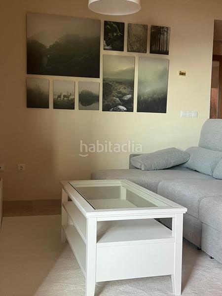 Foto eaffd35f-42ca-41f5-b97f-450213069395. Apartament amb aparcament piscina a puerto de Estepona Estepona