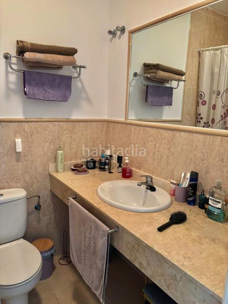 Foto 459c5337-93ee-4495-8636-abeddb0db771. Maison jumelée avec parking piscine dans Manilva pueblo Manilva