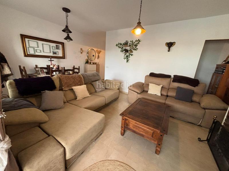 Foto d2e42464-98c7-422d-805d-d2d6481046e3. Maison jumelée avec parking piscine dans Manilva pueblo Manilva