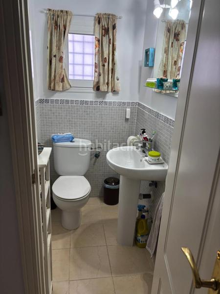 Foto f038cacb-33d9-4c9e-8c38-d7cd5c28a74e. Maison jumelée avec parking piscine dans Manilva pueblo Manilva