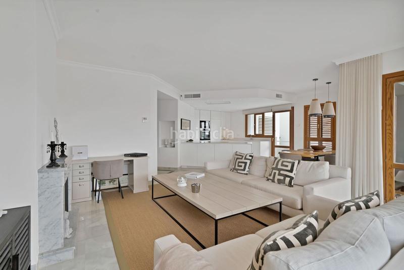 Foto 1b3d05a7-b50b-425d-8cfb-c0da16379dc4. Appartement avec parking piscine dans Los Naranjos Marbella