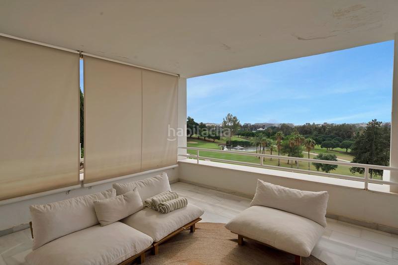 Foto bb532a46-b2ee-439e-94ae-cdfdf3d51a50. Appartement avec parking piscine dans Los Naranjos Marbella