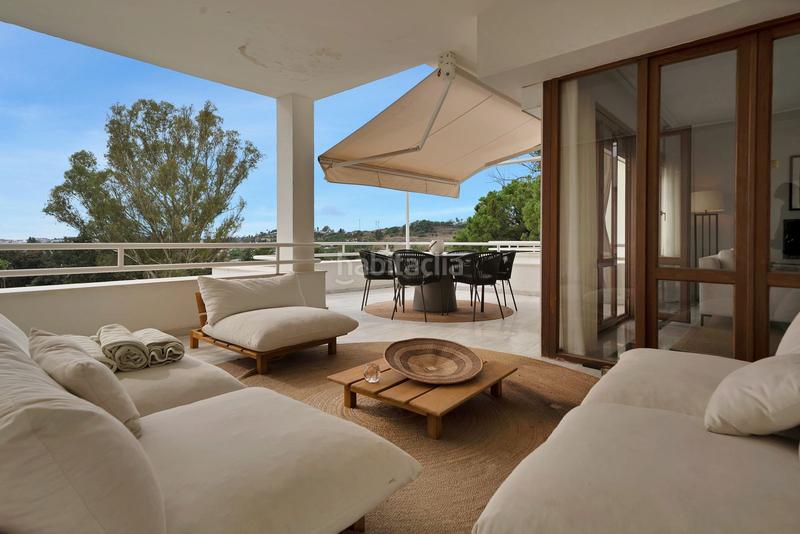 Foto e447afb3-edbb-40a5-ab92-081883974c21. Appartement avec parking piscine dans Los Naranjos Marbella