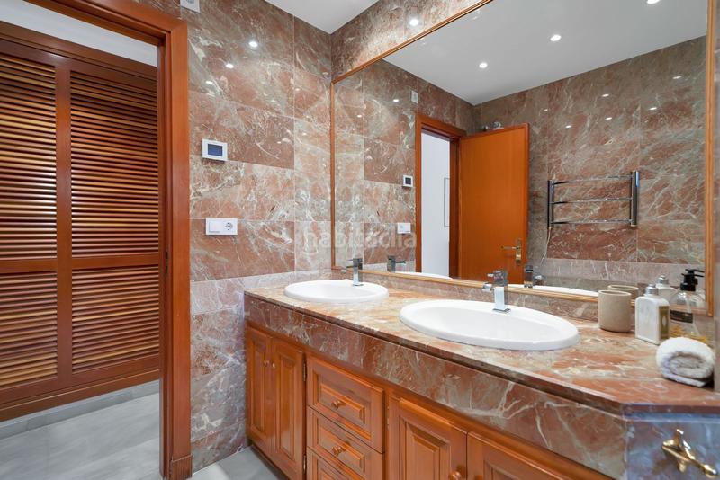 Foto f4162b14-fb23-4078-b140-0d386072b915. Appartement avec parking piscine dans Los Naranjos Marbella