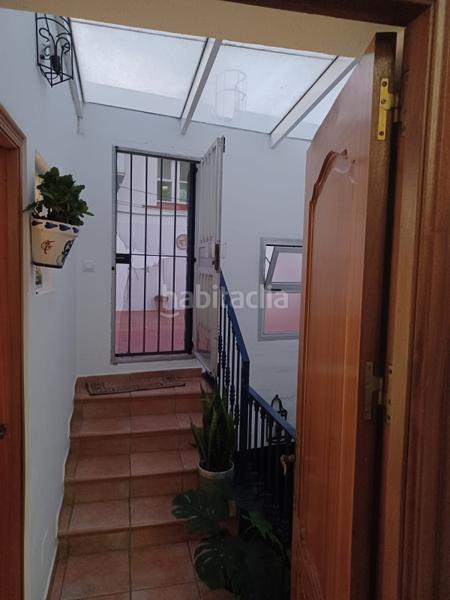 Foto 8b55fe75-cc8d-484e-b0ca-bd099b592176. Reihenhaus mit parking in San Martín del Tesorillo