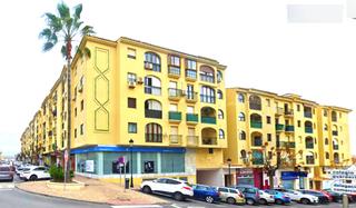 Apartament a San Luis de Sabinillas. Espacioso y luminoso apartamento en el corazón de san luis de sa