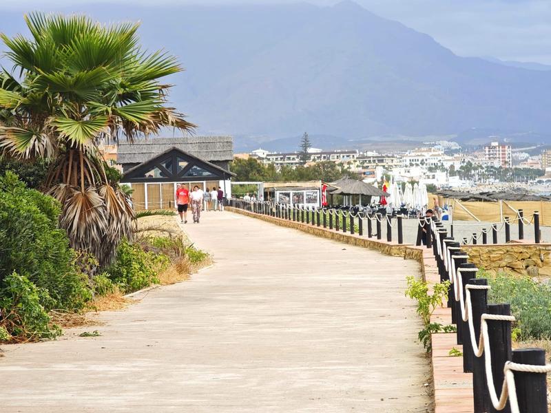 Foto ab67d904-b673-47ef-8b87-db1cde7493e6. Towny house with parking pool in Alcorrín Manilva