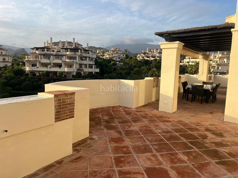 Foto 3638898e-2eb1-483f-9a09-b1da0a2753fe. Lloguer àtic amb aparcament piscina a los arqueros - puerto del almendro Benahavís