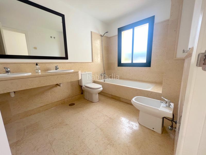 Foto 6e41dd34-1a3b-43d2-ab65-d6c2dae9feab. Lloguer àtic amb aparcament piscina a los arqueros - puerto del almendro Benahavís