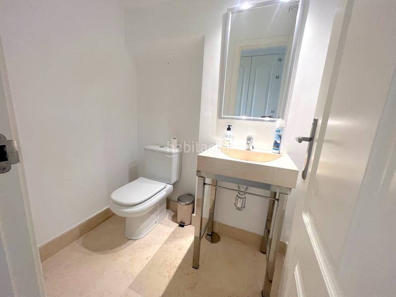 Foto fc0373e5-2c5f-4e67-be44-d9e6181616cd. Lloguer àtic amb aparcament piscina a los arqueros - puerto del almendro Benahavís