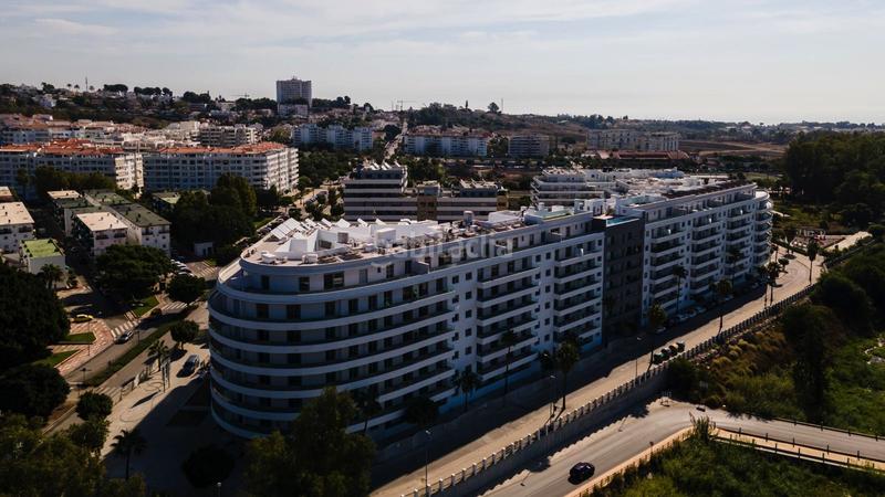 Foto 99ecccc0-b676-4e02-b83f-54252e629597. Apartamento exclusivo apartamento con piscina infinita de cloración salina, gimnasio y lobby gastronómico en jardines de guadaiza en Marbella