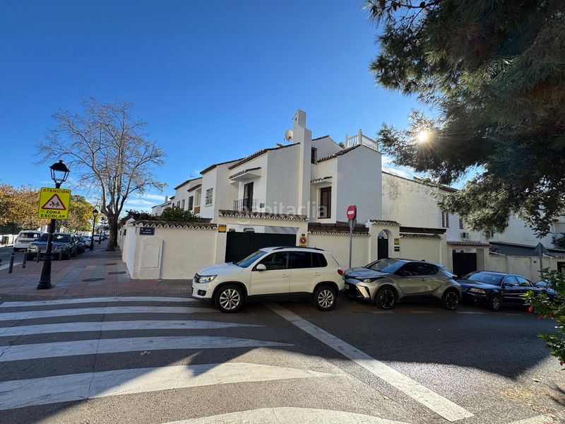 Foto 3c643174-a997-477c-9a87-796e174b71f5. Casa aparellada amb aparcament piscina a Casco Antiguo Marbella