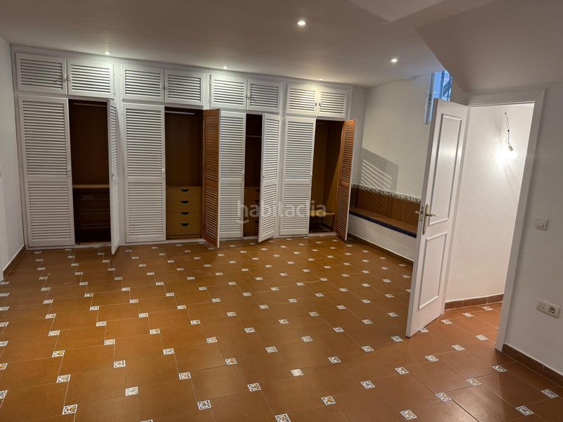 Foto 3df3a641-4614-487c-a581-9a49f726a2d2. Casa aparellada amb aparcament piscina a Casco Antiguo Marbella