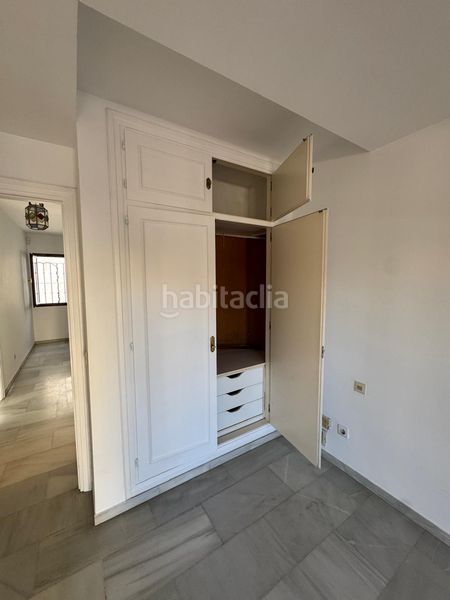 Foto f69382e4-18cf-4522-9198-f11fb07e11f9. Casa aparellada amb aparcament piscina a Casco Antiguo Marbella