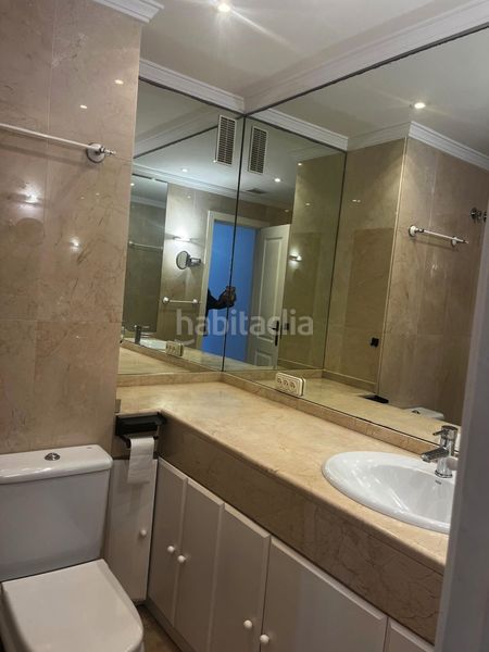 Foto c116f9a9-edf2-468d-bdfb-ba12bc4eb9e7. Apartament amb aparcament piscina a La Carolina - Guadalpín Marbella