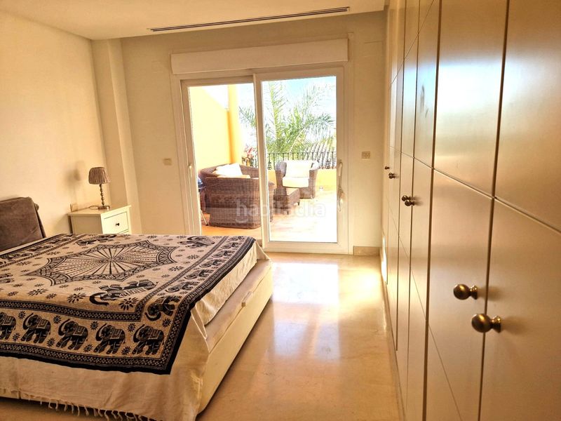Foto 1d58fab6-4fd0-4766-ad76-98dfa5c152fe. Apartament amb aparcament piscina a Los Naranjos Marbella