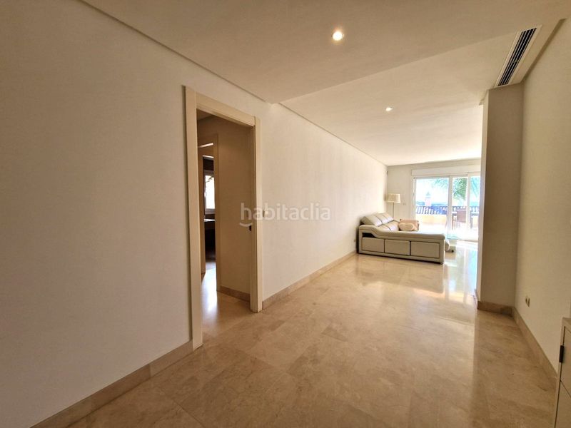 Foto d2dae161-07df-4b82-b555-896e4946adf4. Apartament amb aparcament piscina a Los Naranjos Marbella